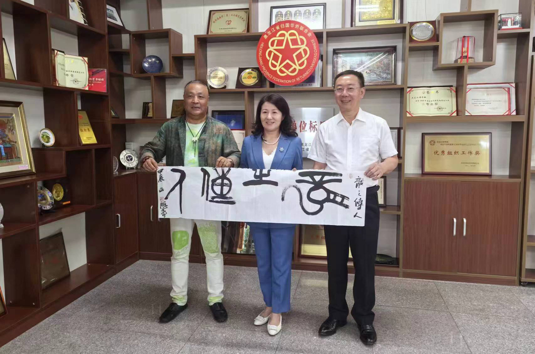 1723526185874402.jpg 1723526185874402.jpg